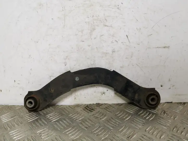 Mitsubishi Outlander (2012 - 2014) Деталь задней подвески — фото 2