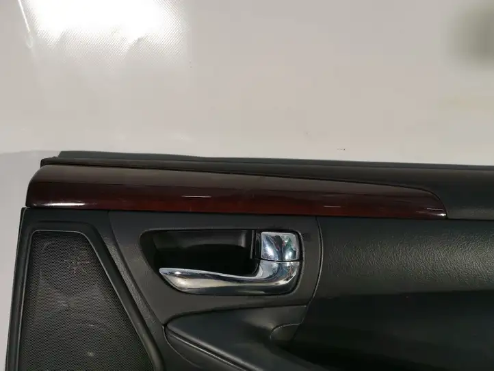 Lexus LX 570 (2012 - 2015) Обшивка задней двери — фото 2
