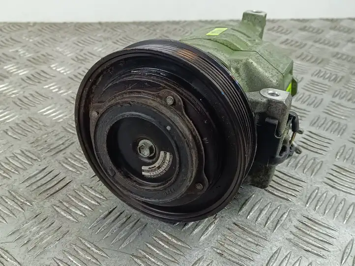 Jeep Grand Cherokee (2010 - 2021) P68202995AA Компрессор (насос) кондиционера воздуха — фото 3
