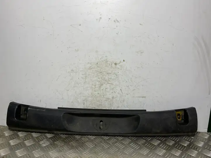 Jeep Cherokee (2013 - 2017) 566855115A Отделка порога багажника — фото 1