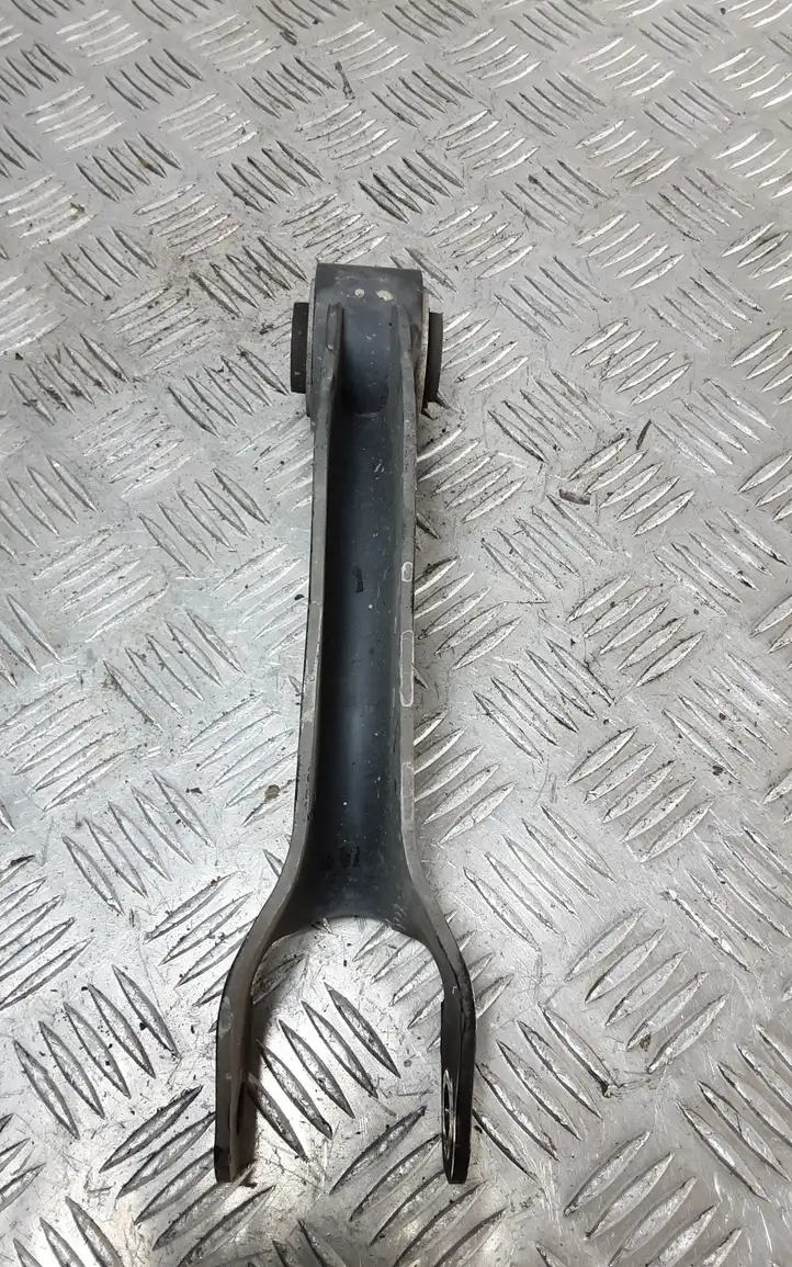 Jeep Cherokee (2013 - 2017) Деталь задней подвески — фото 3
