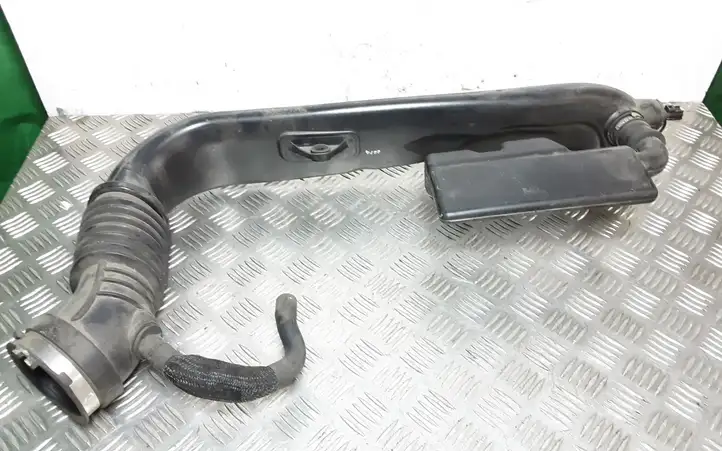 Jeep Cherokee (2013 - 2017) 68211695AB Детали воздухозаборника — фото 1