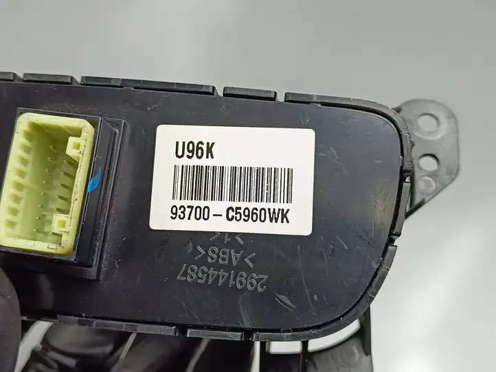 Kia Sorento (2014 - 2017) 93700C5960WK Выключатель ASR — фото 5