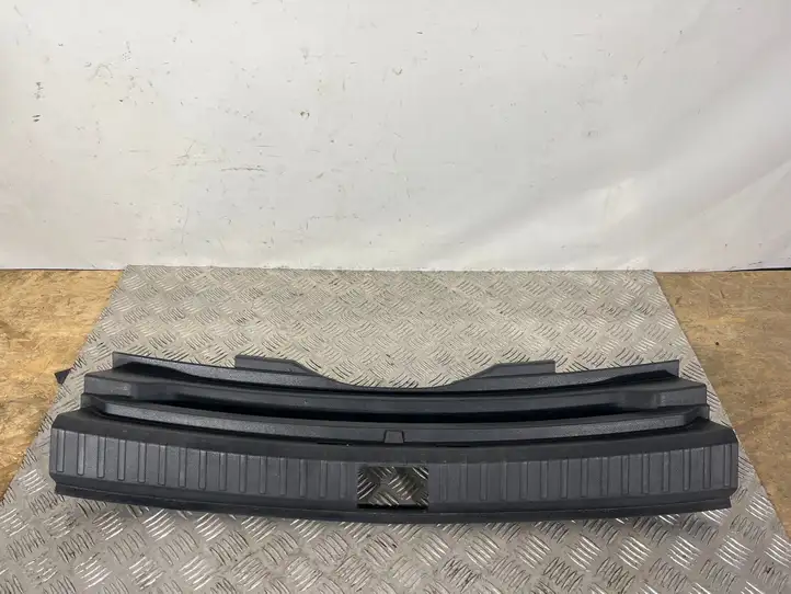 Seat Ateca (2016 - ) 575863459 Отделка порога багажника — фото 1
