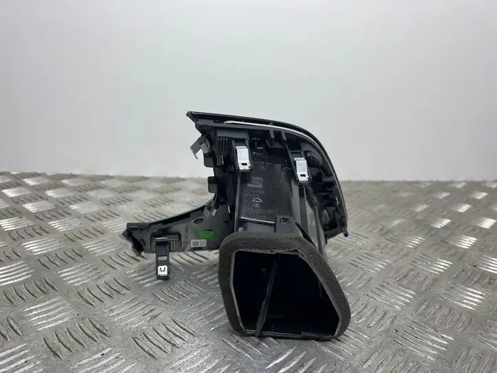 Seat Ateca (2016 - ) 576820901 Боковой воздушный дефлектор — фото 3