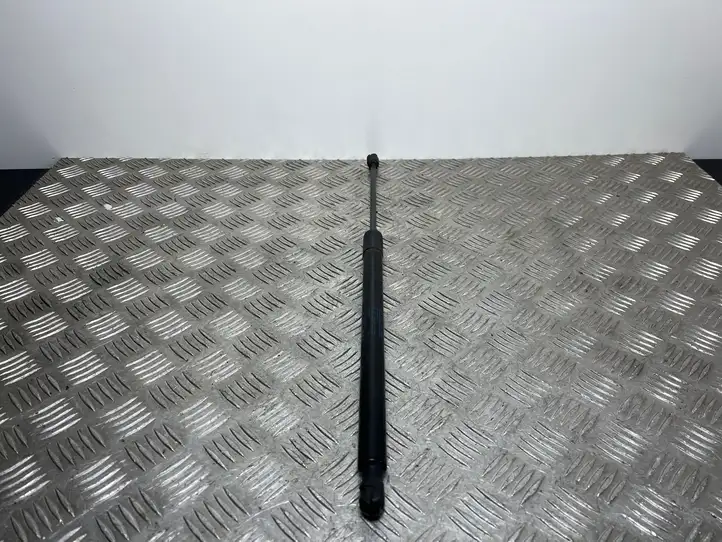 Seat Ateca (2016 - ) 575827550B01S Амортизатор крышки багажника — фото 2
