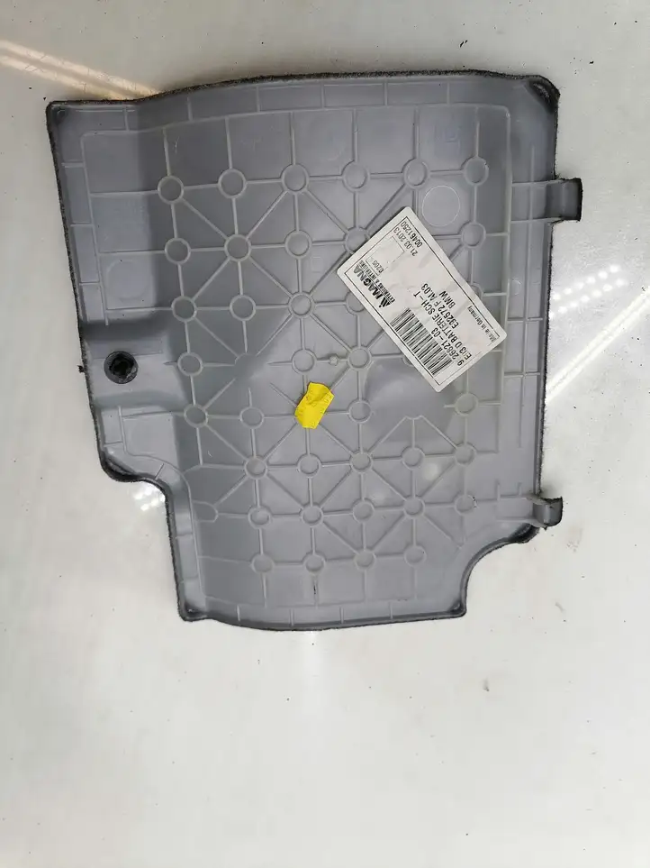 BMW 3 E92 E93 (2005 - 2014) 9126821 Прочая отделка багажника — фото 3