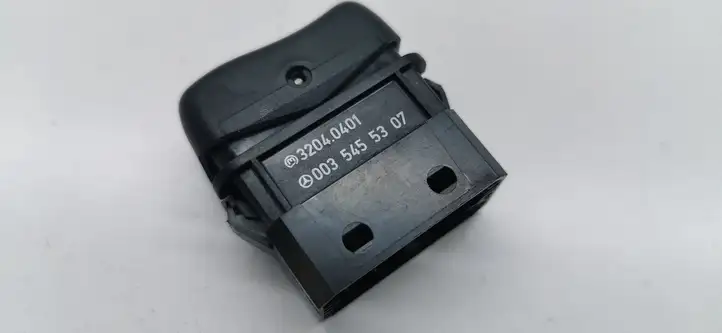 Mercedes-Benz Vito Viano W638 (1996 - 2003) 32040401 Кнопка обогрева стекла — фото 2