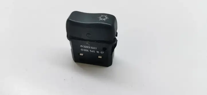 Mercedes-Benz Vito Viano W638 (1996 - 2003) 32031403 Кнопка кондиционера — фото 1