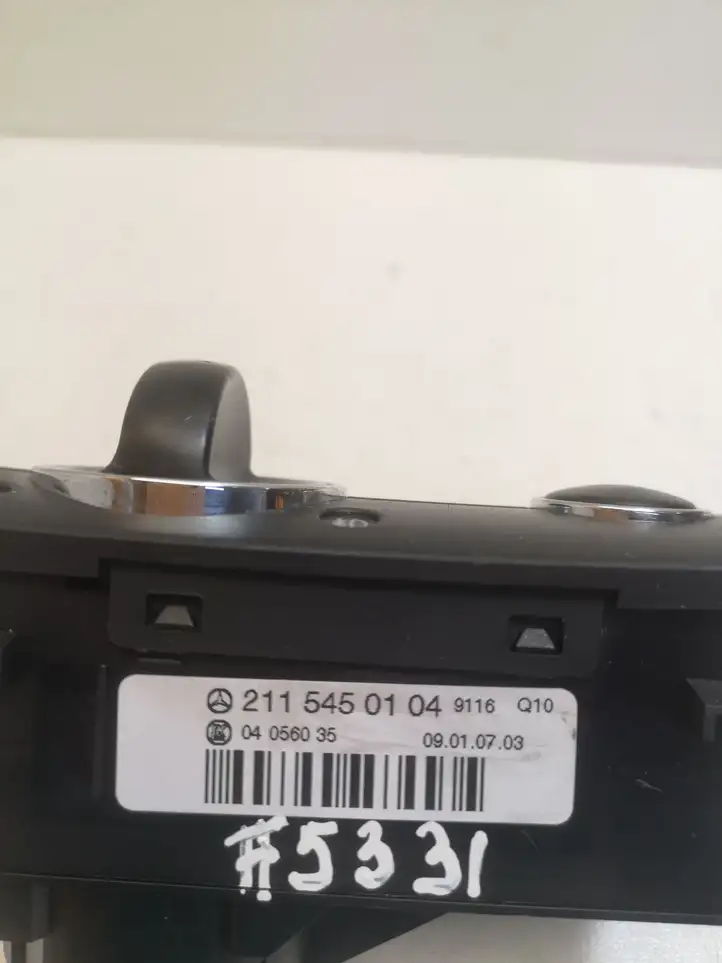 Mercedes-Benz E W211 (2002 - 2009) 2115450104 Включатель фонарей — фото 3