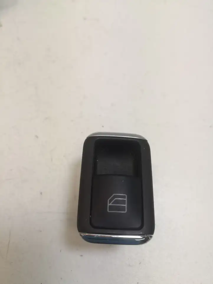 Mercedes-Benz C W204 (2007 - 2014) A2048707358 Блок кнопок стеклоподъемников — фото 1