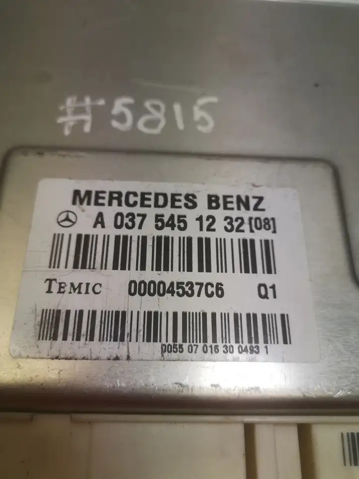 Mercedes-Benz CLS C219 (2003 - 2011) A0375451232 Блок управления подвеской — фото 3