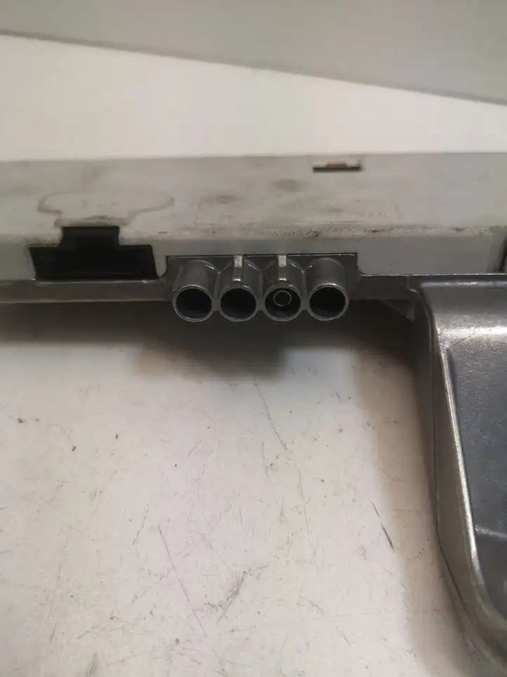 Mercedes-Benz E W211 (2002 - 2009) A2118200089 Усилитель антенны — фото 4