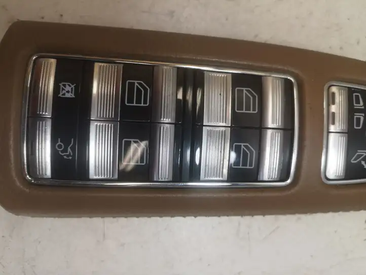 Mercedes-Benz S W221 (2005 - 2013) A2218213851 Блок кнопок стеклоподъемников — фото 6