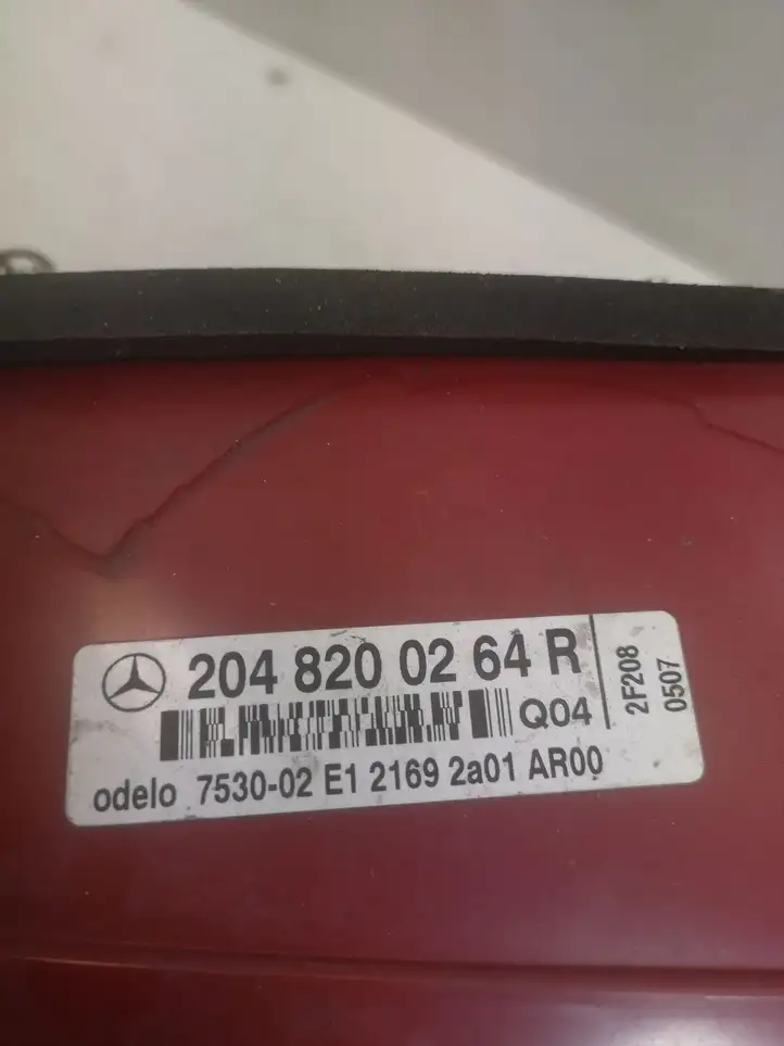 Mercedes-Benz C W204 (2007 - 2014) A2048200264 Задний фонарь в кузове — фото 3
