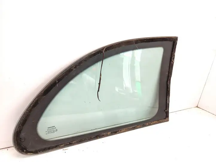 Nissan Micra (2003 - 2007) 43R001583 Заднее боковое стекло — фото 4