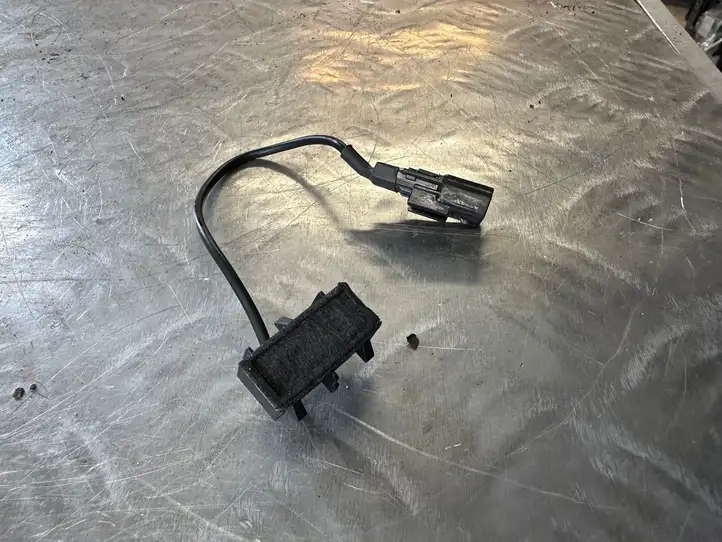 Renault Kangoo II (2014 - 2021) 283121678R Микрофон (Bluetooth / телефон) — фото 2