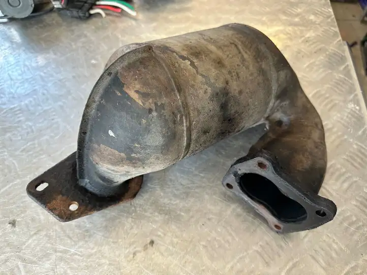 Renault Clio III (2005 - 2012)   Катализатор / FAP/DPF фильтр твердых частиц