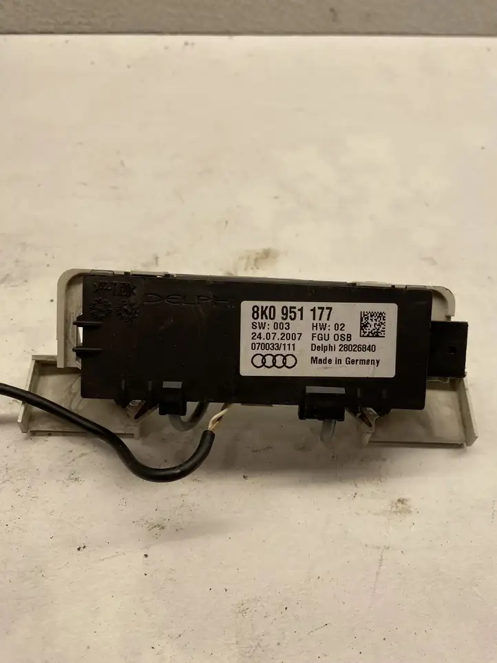 Audi A5 8T 8F (2007 - 2011) 8T0947565 Микрофон (Bluetooth / телефон) — фото 1