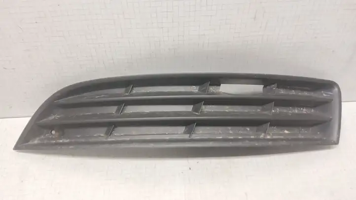 Volkswagen PASSAT B6 (2005 - 2010) 3C0853665 Нижняя решетка переднего бампера — фото 1