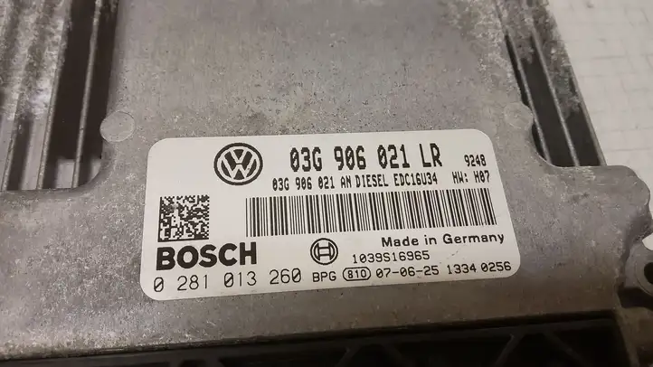 Volkswagen PASSAT B6 (2005 - 2010) 3C0920871E Комплект системы зажигания — фото 14