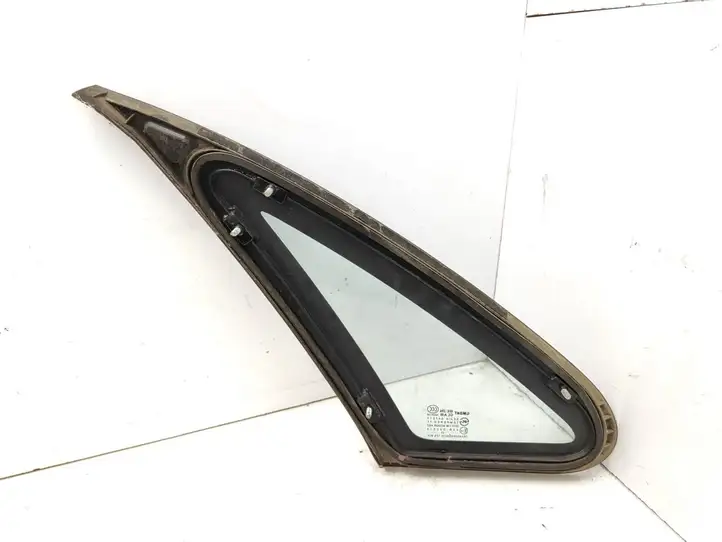 Suzuki Forenza (2003 - 2010)  43R000514 Заднее боковое стекло кузова