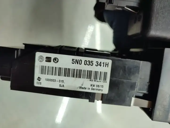 Volkswagen Touran II (2010 - 2016) 5N0035341H USB модуль — фото 8