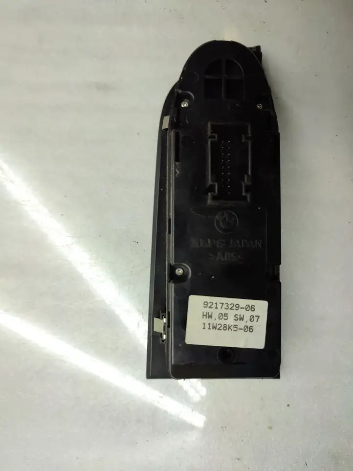 BMW 3 E90 E91 (2005 - 2012) 9217329 Блок кнопок стеклоподъемников — фото 3