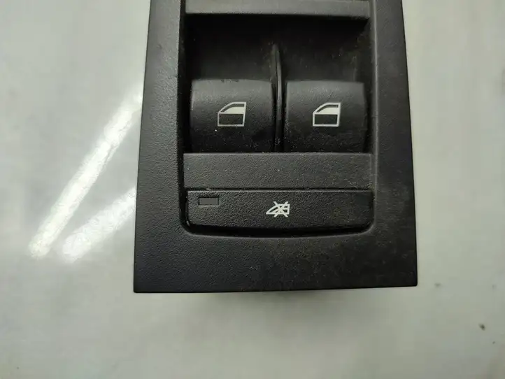 BMW 3 E90 E91 (2005 - 2012) 9217329 Блок кнопок стеклоподъемников — фото 7