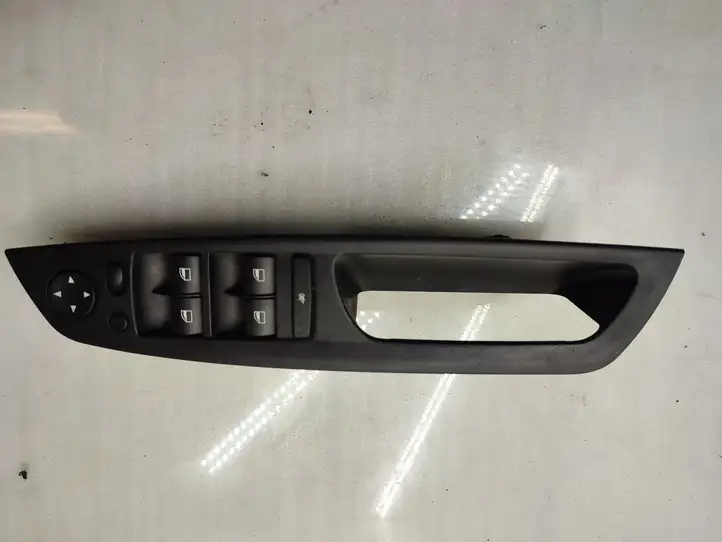 BMW X5 E70 (2006 - 2013) 9218044 Блок кнопок стеклоподъемников — фото 1