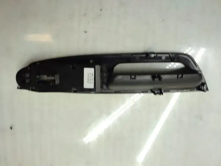 BMW X5 E70 (2006 - 2013) 9218044 Блок кнопок стеклоподъемников — фото 2