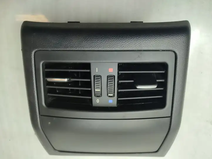BMW 3 E90 E91 (2005 - 2012) 7132381 Задний воздушный дефлектор — фото 8