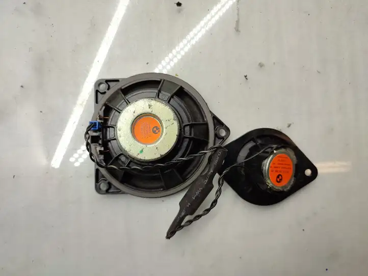 BMW 3 F30 F35 F31 (2012 - 2018) 9226358 Твитер задних дверей — фото 2