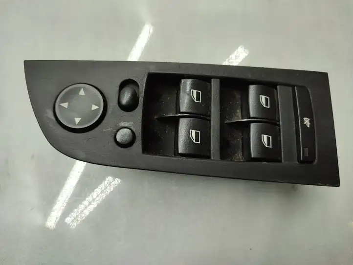 BMW 3 E90 E91 (2005 - 2012) 9132147 Блок кнопок стеклоподъемников — фото 1