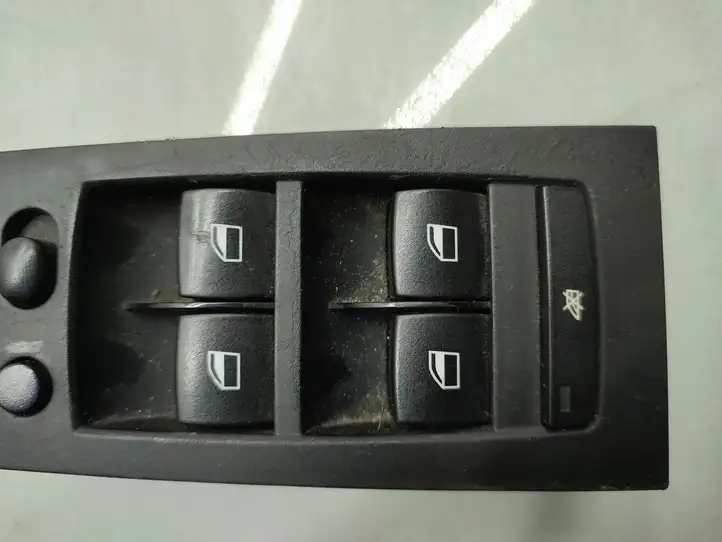 BMW 3 E90 E91 (2005 - 2012) 9132147 Блок кнопок стеклоподъемников — фото 5