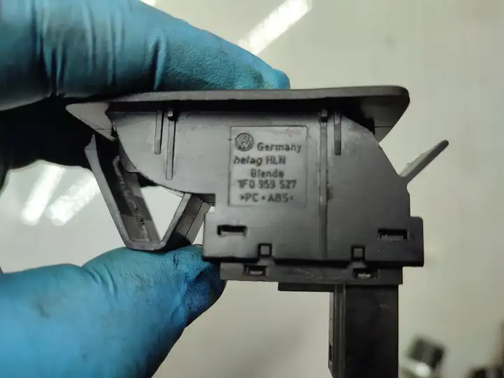Volkswagen Touran II (2010 - 2016) 1F0959527 Блок кнопок стеклоподъемников — фото 4