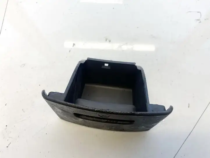 Ford Focus (1998 - 2004) 4m5xa044h61c Вещевой ящик — фото 1