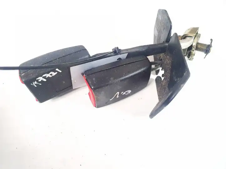 Audi A4 S4 B6 8E 8H (2000 - 2006) 8e085773901c Задний средний замок ремня — фото 2