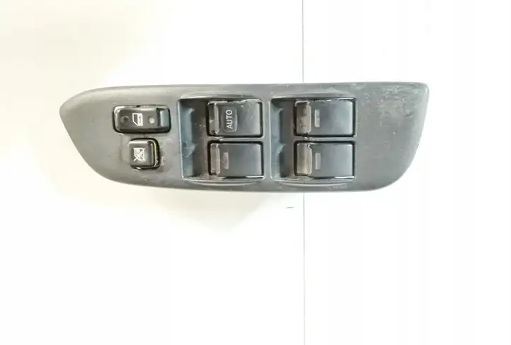 Toyota RAV 4 (XA20) (2000 - 2005) 8482042130 Блок кнопок стеклоподъемников — фото 1