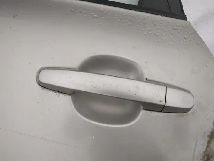 Toyota Avensis Verso (2001 - 2004) Наружная ручка двери — фото 2