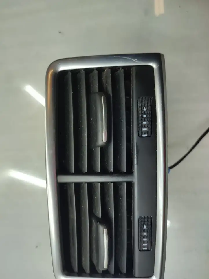 Audi Q7 4L (2005 - 2009) 4L0819203 Задний воздушный дефлектор — фото 3