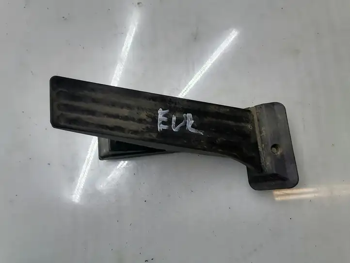 BMW 5 F10 F11 (2009 - 2016) Педаль акселератора — фото 1