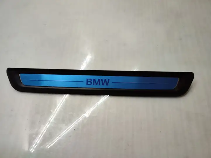 BMW 3 G20 G21 (2019 - ) 7407387 Внутренняя отделка переднего порога — фото 1