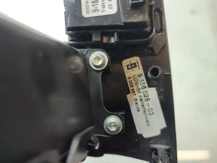 BMW 5 E60 E61 (2004 - 2010) 9169077 Включатель обогрева — фото 6