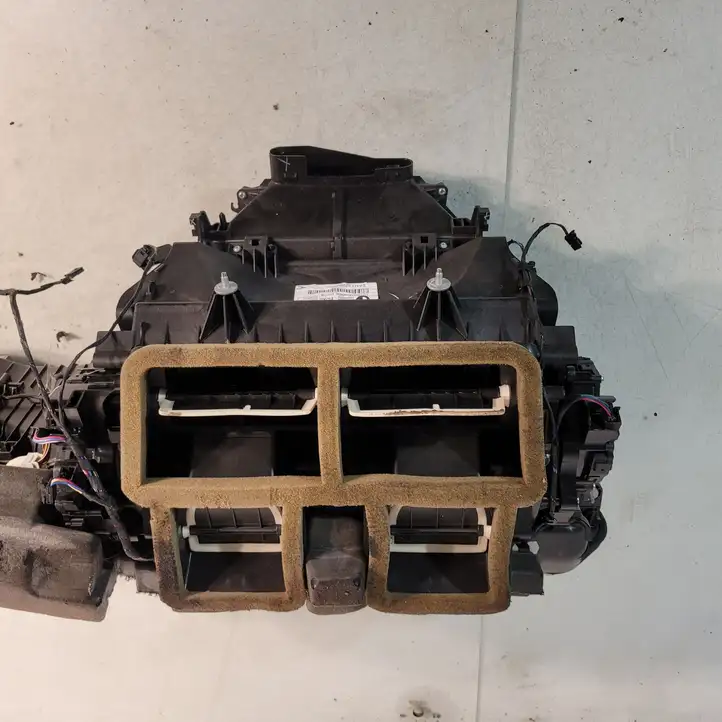 BMW 3 F30 F35 F31 (2012 - 2018) 9296822 Комплект системы вентиляции салона — фото 8