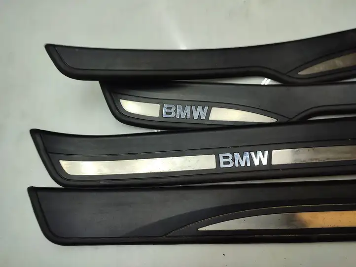 BMW 3 E90 E91 (2005 - 2012) 7060280 Внутренняя обшивка порога (комплект) — фото 5