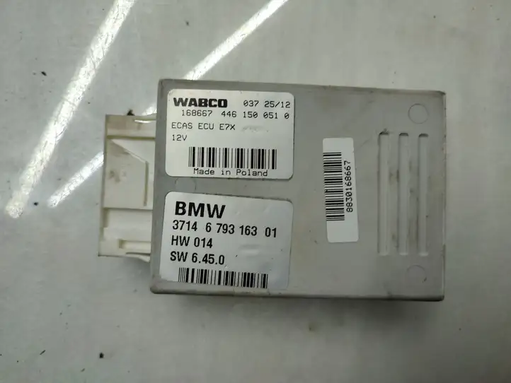 BMW X5 E70 (2006 - 2013) 6793163 Блок управления пневмоподвеской — фото 1