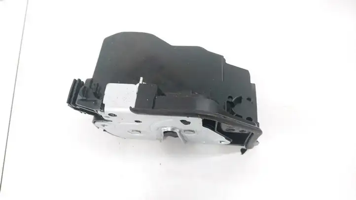 BMW 3 F30 F35 F31 (2012 - 2018) 7229459 Замок задней двери — фото 1
