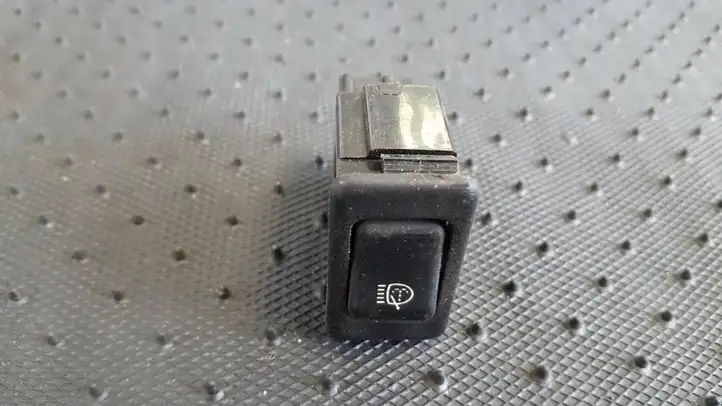 Nissan Primera (2000 - 2001) Включатель очистителей фонарей — фото 1