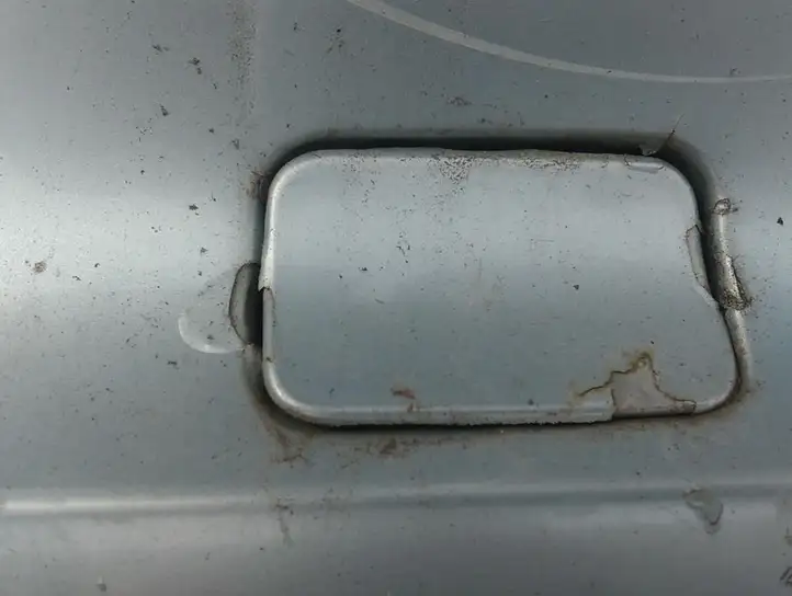 Peugeot 607 (2000 - 2004) Заглушка буксировочной петли бампера — фото 1